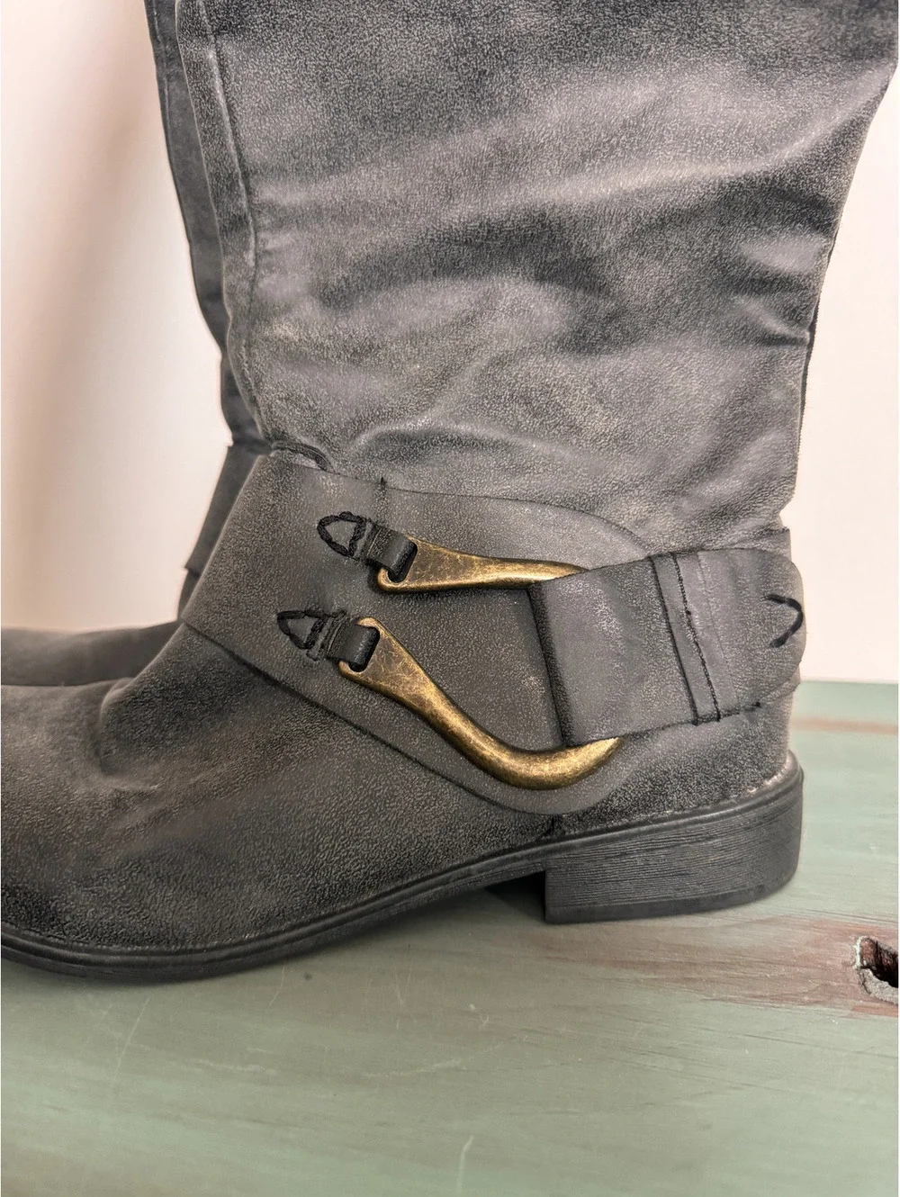 Y2K Mossimo Weathered Gray Knee-High Riding Boots with Gold Accents SZ 7
